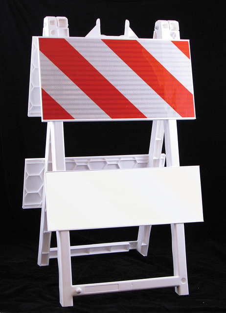 Type I & Type II Econocade® Barricades | 109632 | TAPCO - Traffic ...